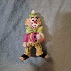 Clown Vintage Figurine Set Of Two Unbrella Juggler 1980s No Chips